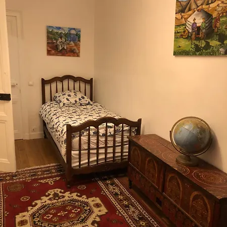 Maison 5 Chambres, Jardinet, Acces