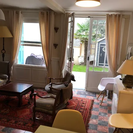 Maison 5 Chambres, Jardinet, Acces Сasa de vacaciones Trouville-sur-Mer