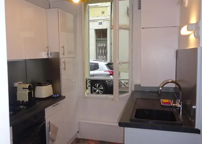 Maison 5 Chambres, Jardinet, Acces